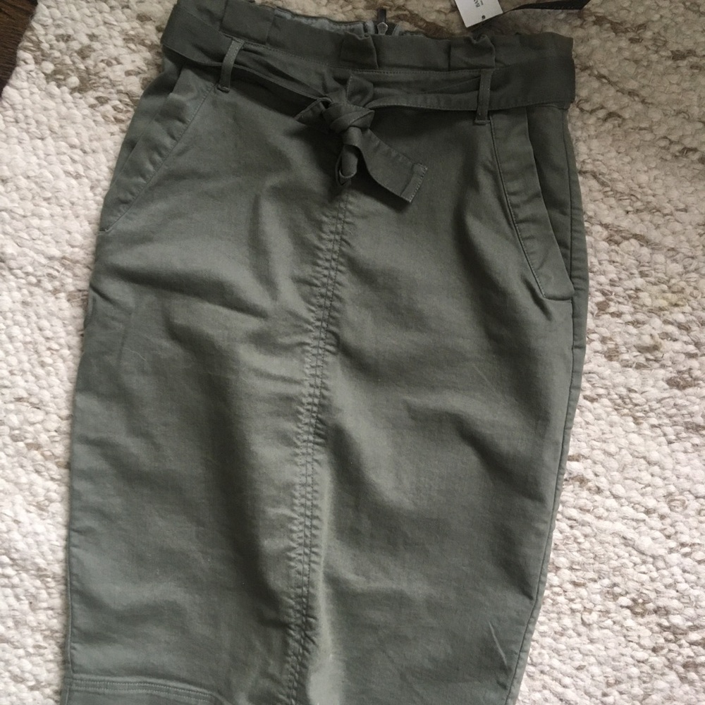 Banana Republic Green Pencil Skirt NWT